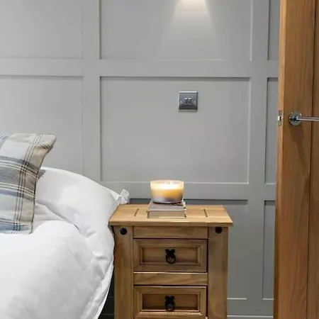 بيت للعطل Luxury Barn With Hot Tub & Cinema Room, Nr Skipton